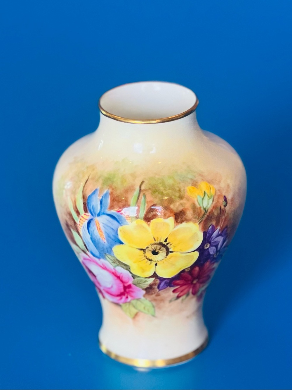 Royal Worcester Vase Hand Painted Artist Signed